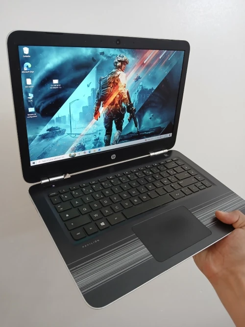 HP Pavillion I5 7200U NVIDIA 940MX 2GB RAM 8GB SSD 256GB