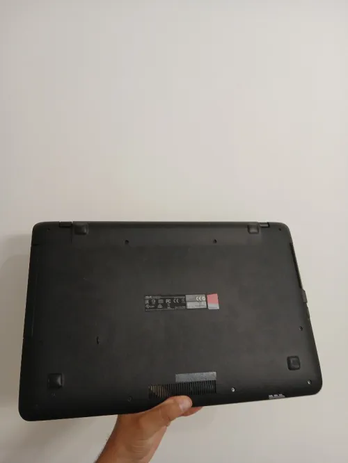 ASUS NVIDIA GTX 950 I7 5500U RAM 8GB SSD 256GB