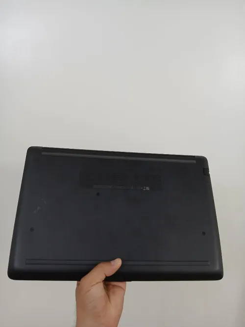 HP Laptop 15 I5 8265U RAM 8GB SSD 256GB 15.6