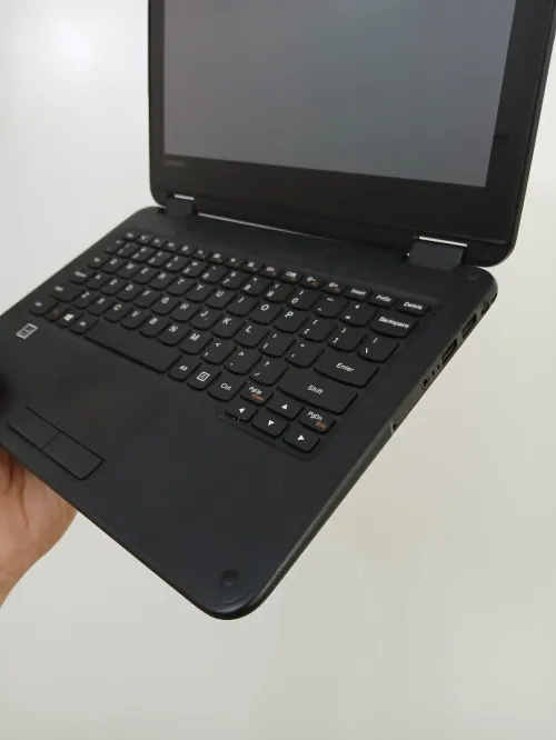 Lenovo Tactile 360 Intel Celeron N3060 7eme Generation RAM 4GB SSD 192GB