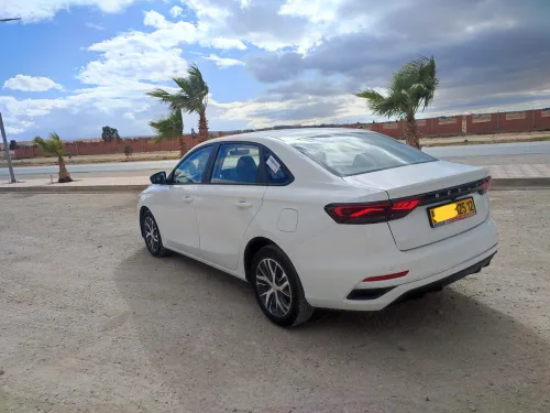 Geely Emgrand 2025 