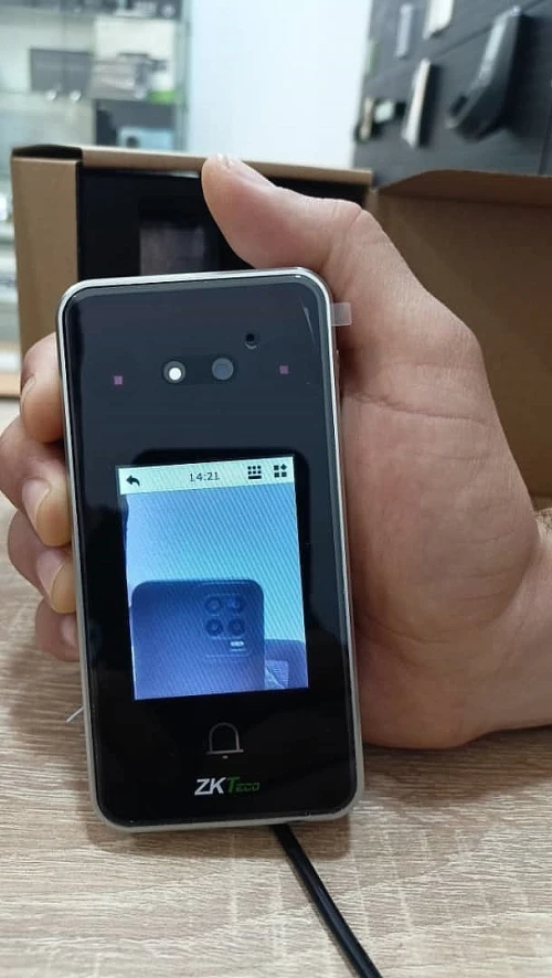 Terminal de contrôle d'accès et pointage ZKTeco Speedface V3L-LITE, Faciale et carte