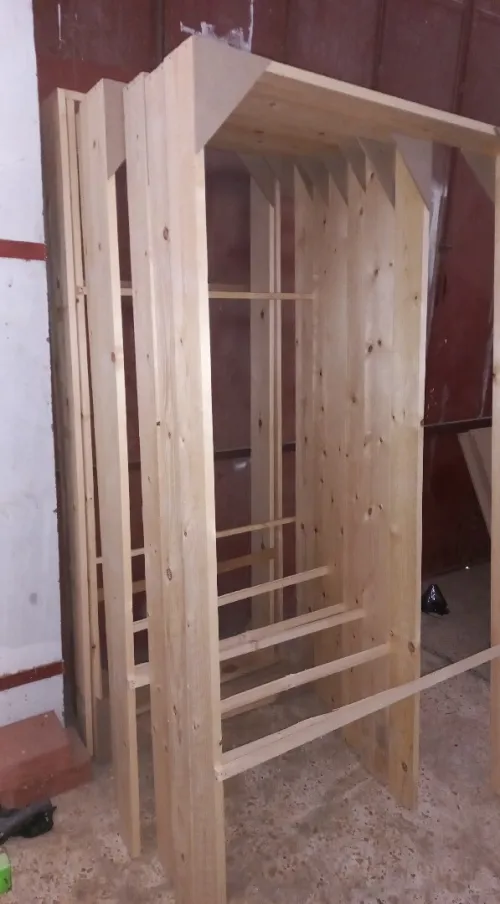 Precadre en bois rouge 