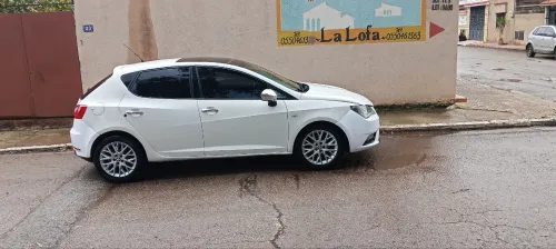 Seat Ibiza 2012 Fully +Toit ouvrant
