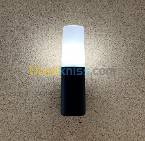 Lamp Holder : Applique murale en saillie