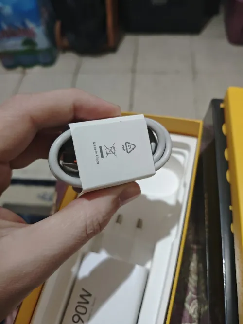 Xiaomi Poco F6