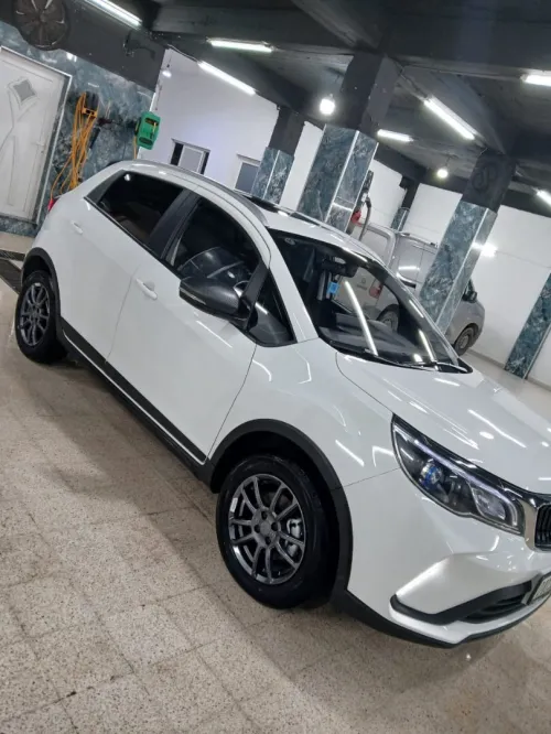 Geely x3pro 2025 Livan