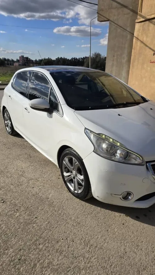 Peugeot 208 2014 Allure