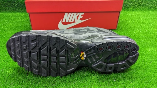 Nike Tn Air Max Plus - Ref AJ2029-001 - Original اصلية - Pointure 47 / 30.5 Centimètre