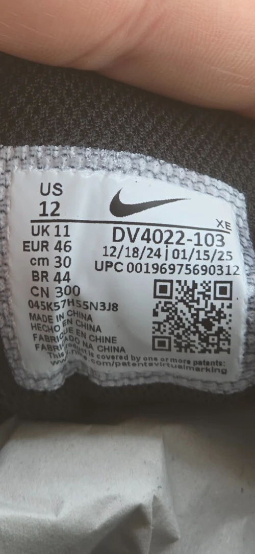 Nike Air Zoom Winflo 10 - DV4022-103 - Original اصلية - Pointure 46 / 20 Centimètre