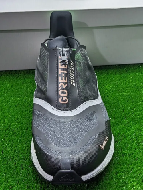 Adidas ULTRABOOST 22 GORE-TEX - Ref GX9127 - Original اصلية - Pointure 47 1/3 / 30.5 CM