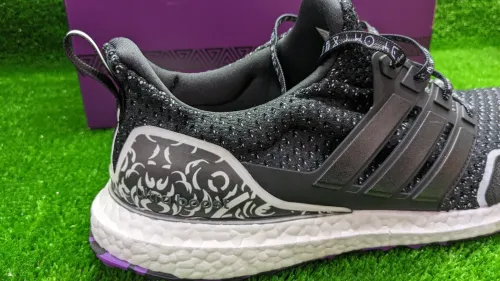 Adidas ULTRABOOST 5.0 X MARVEL BLACK PANTHER Ref HR0518  Original اصلية - Pointure  47 1/3 / 30.5 CM