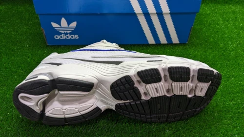 Adidas Orketro -  Original اصلية - Ref GZ9694 -  Pointure 47 1/3 / 30.5 CM