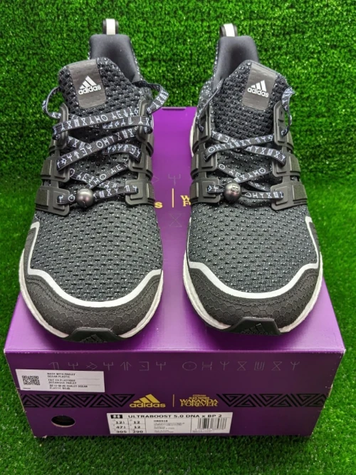 Adidas ULTRABOOST 5.0 X MARVEL BLACK PANTHER Ref HR0518  Original اصلية - Pointure  47 1/3 / 30.5 CM