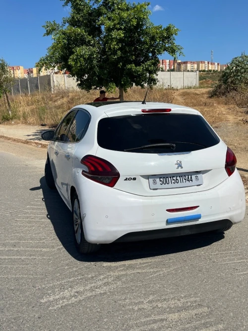 Peugeot 208 2019 Allure Facelift