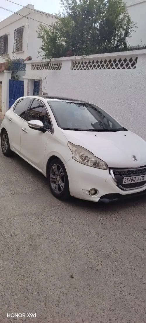 Peugeot 208 2013 Allure