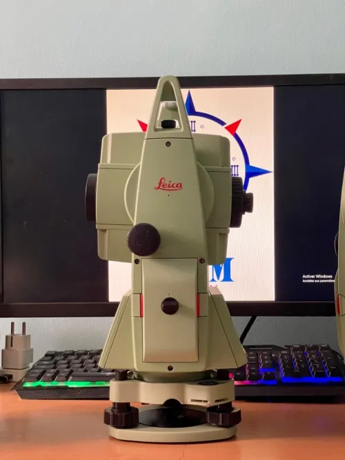 Leica station totale TCR 405 R400