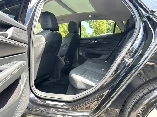 Volkswagen Passat 2026 Passat Pro