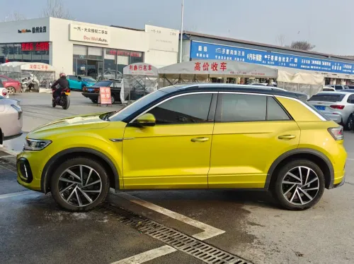 Volkswagen T-Roc 2023 