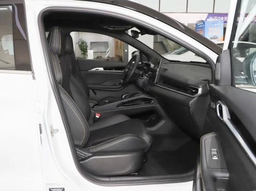 Geely coolray 2026 