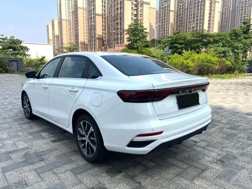 Geely Emgrand 2024 