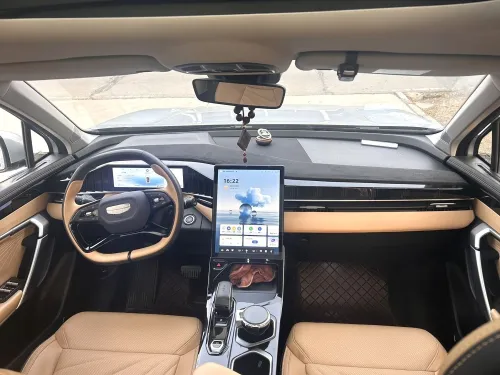 Geely BOYUE 2023 LUXURY