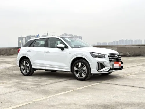 Audi Q2 2025 Fashion Sport edition