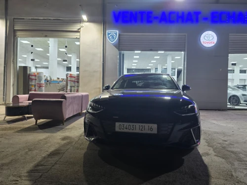 Audi A4 2021 S Line +