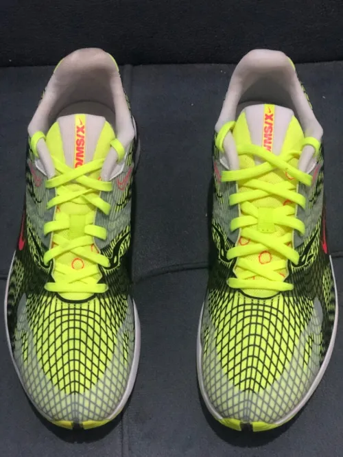 Bakset nike dorigine  affaire par rapport. son prix originaire