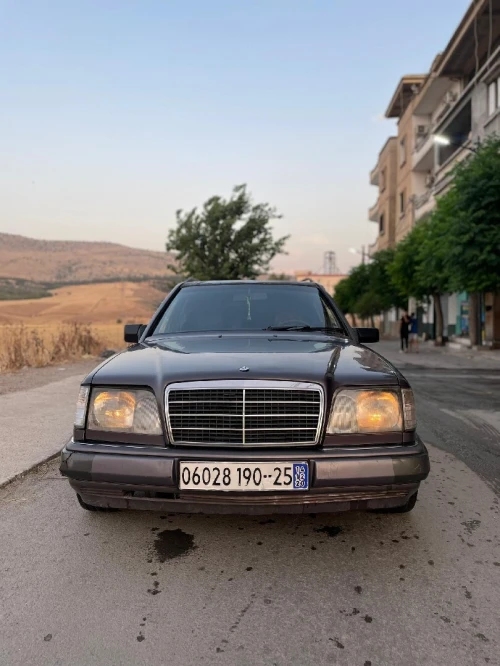 Mercedes Classe E 1990 Classe E