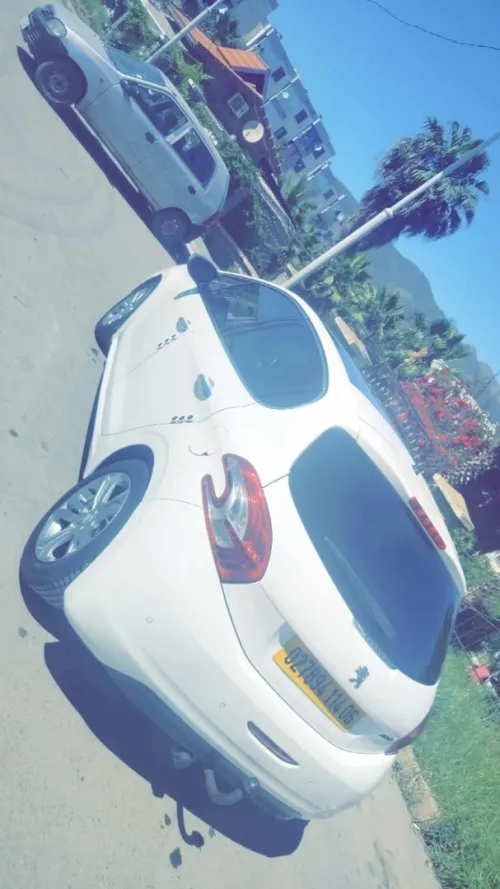 Peugeot 208 2014 Allure