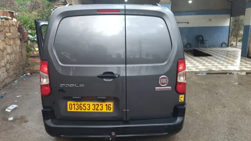 Fiat Doblo 2023 Italie
