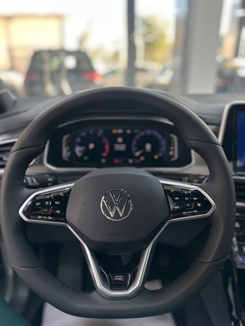 Volkswagen T-Roc 2025 R-Line 