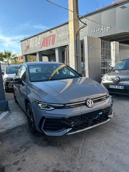 Volkswagen Golf 8 2025 R-Line