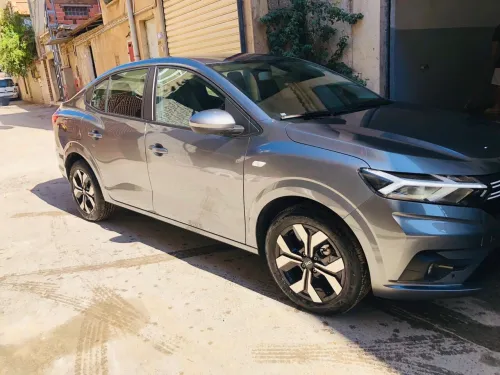 Dacia Logan 2025 1.0 turbo 100ch