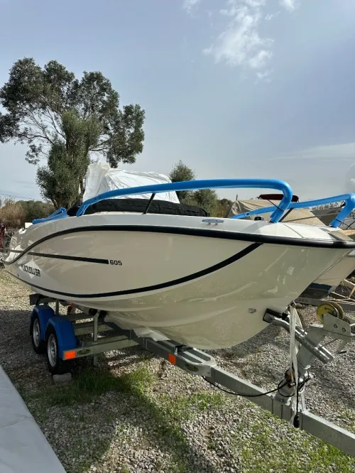 Bateau QuickSilver 605