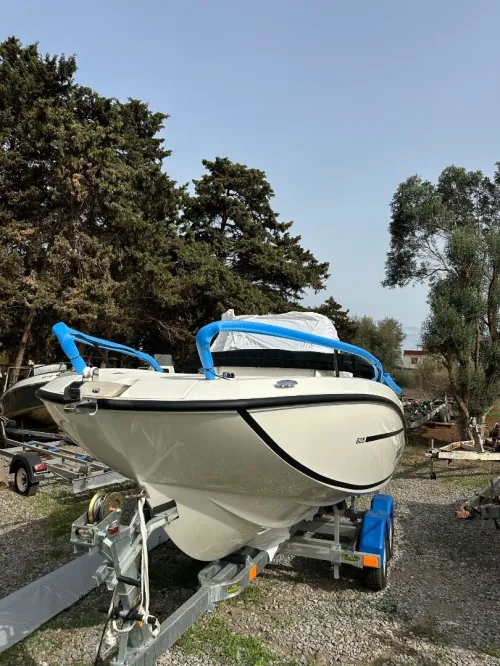 Bateau QuickSilver 605