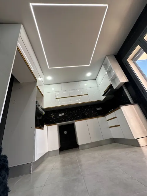 Meuble de Cuisine sur Mesure 