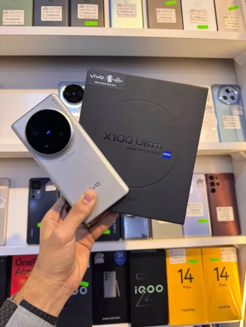 VIVO VIVO X100 ULTRA