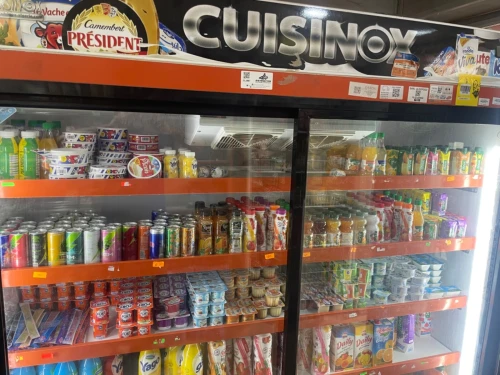 Frigo Présentoir Boissons et Produits Laitiers Marque CUISINOX
