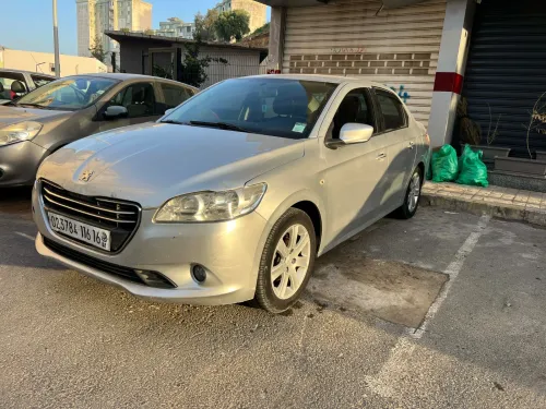 Peugeot 301 2016 pack luxe 