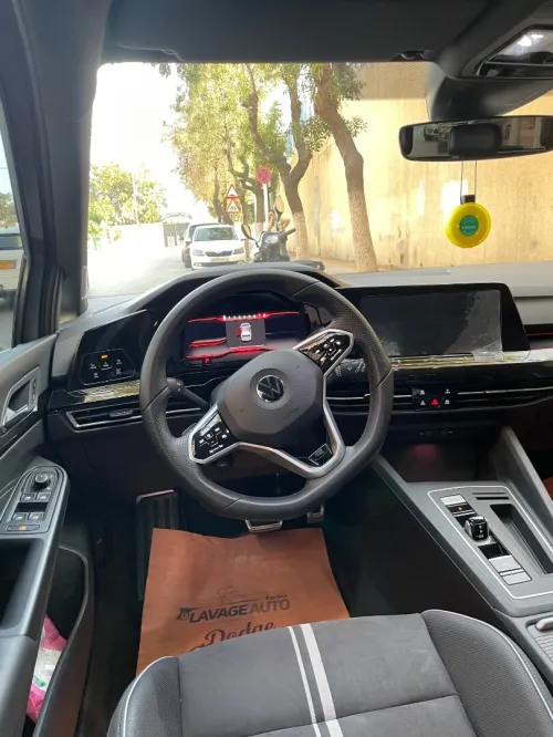 Volkswagen Golf 8 2025 R-Line