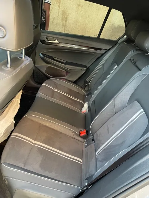 Volkswagen Golf 8 2025 R-Line