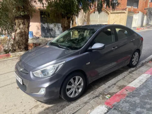 Hyundai Accent RB  4 portes 2017 Accent RB  4 portes