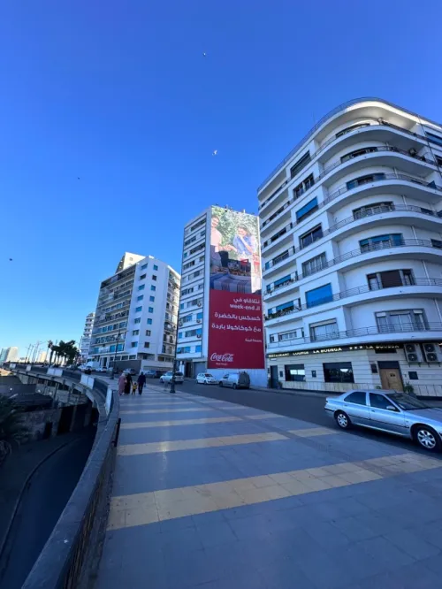 Montage de panneaux publicitaires 