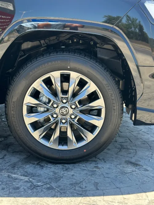 Toyota Land Cruiser  2026 VX-R