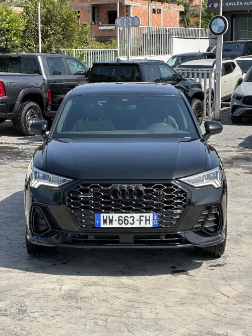 Audi Q3 2024 S Line