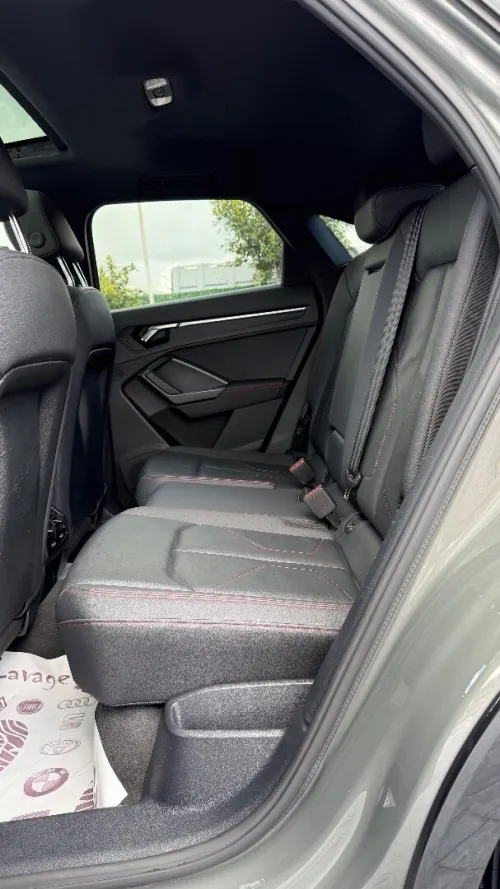 Audi Q3 2023 S line