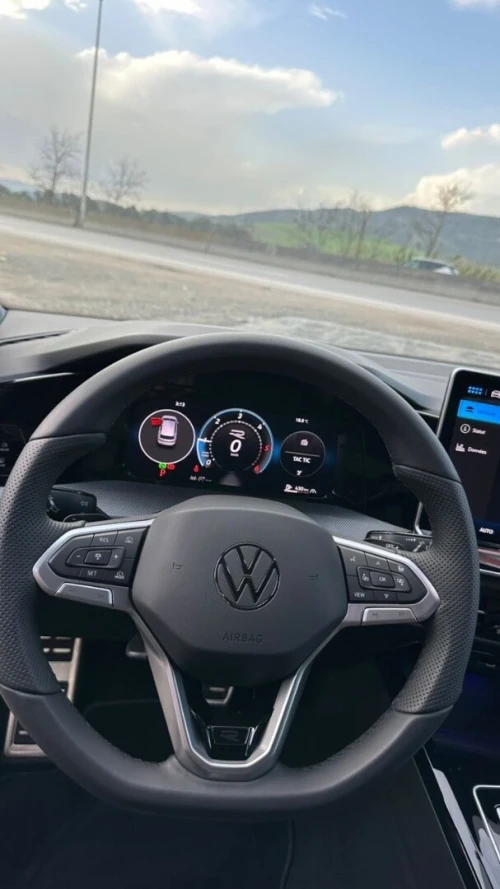 Volkswagen Golf 8 2026 R-Line