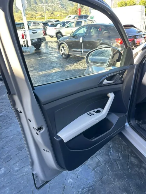 Volkswagen Tharu 2026 XR
